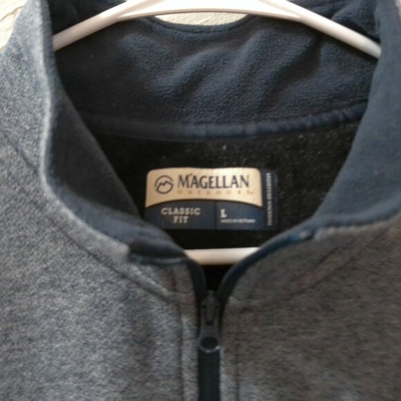Magellan Outdoors Quarter Zip Fleece – Men’s Large - Picture 2 of 2